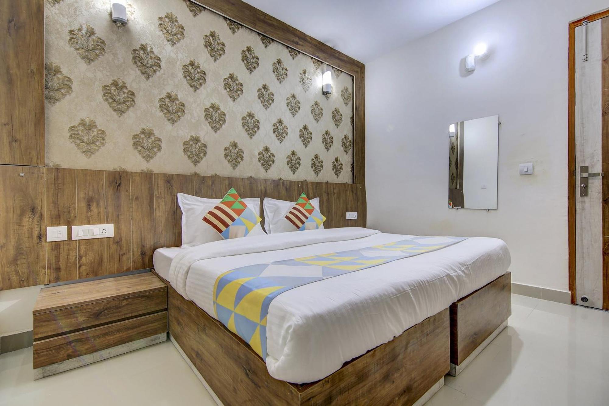 Collection O City Near Prem Mandir Gurgaon Ngoại thất bức ảnh